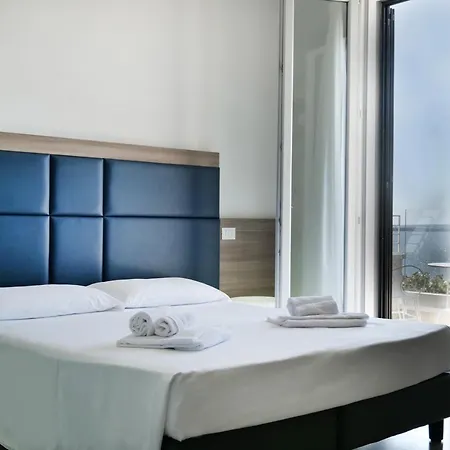 Szálloda Riviera 3*